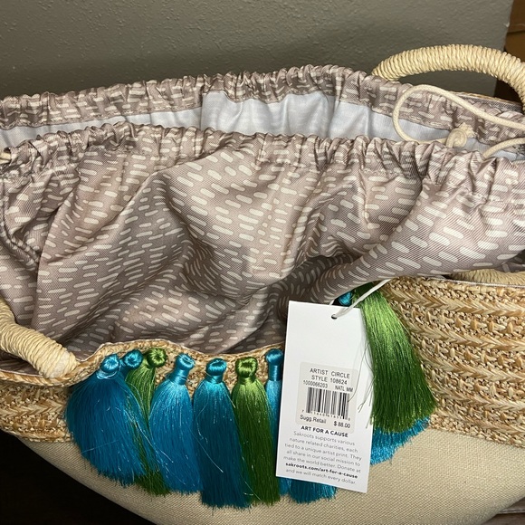 Sakroots Artist Circle Lola Beach Bag Natural Mojave Mirage. New with tags! - Picture 5 of 7